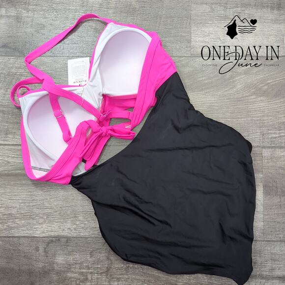 Eomenie Cross Front Cut Out One Piece Swimsuit Size XL - Picture 7 of 7